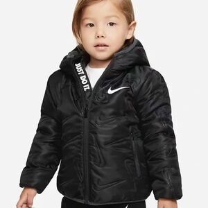 Nike Swoosh puffer coat black XS size 4 black